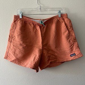 Women's Patagonia Baggies Shorts - Salmon - Size Large - Worn once!
